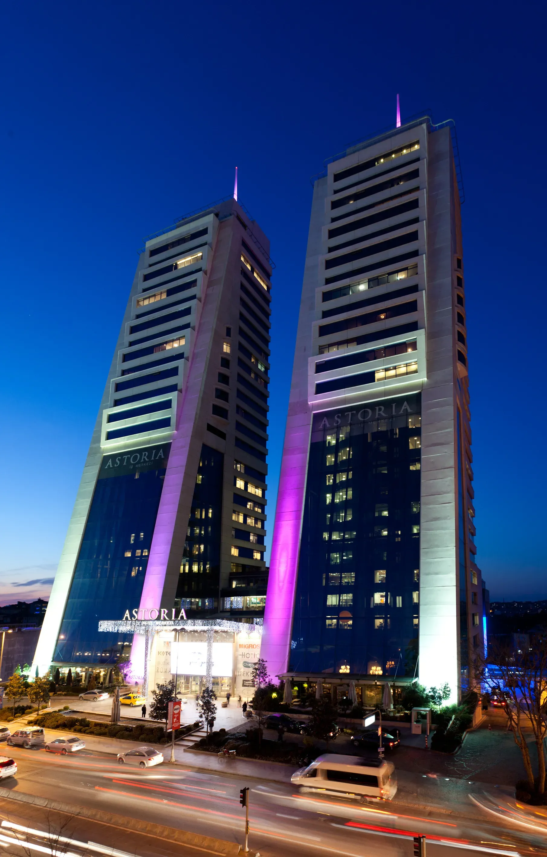 Astoria Kempinski twin towers, Istanbul